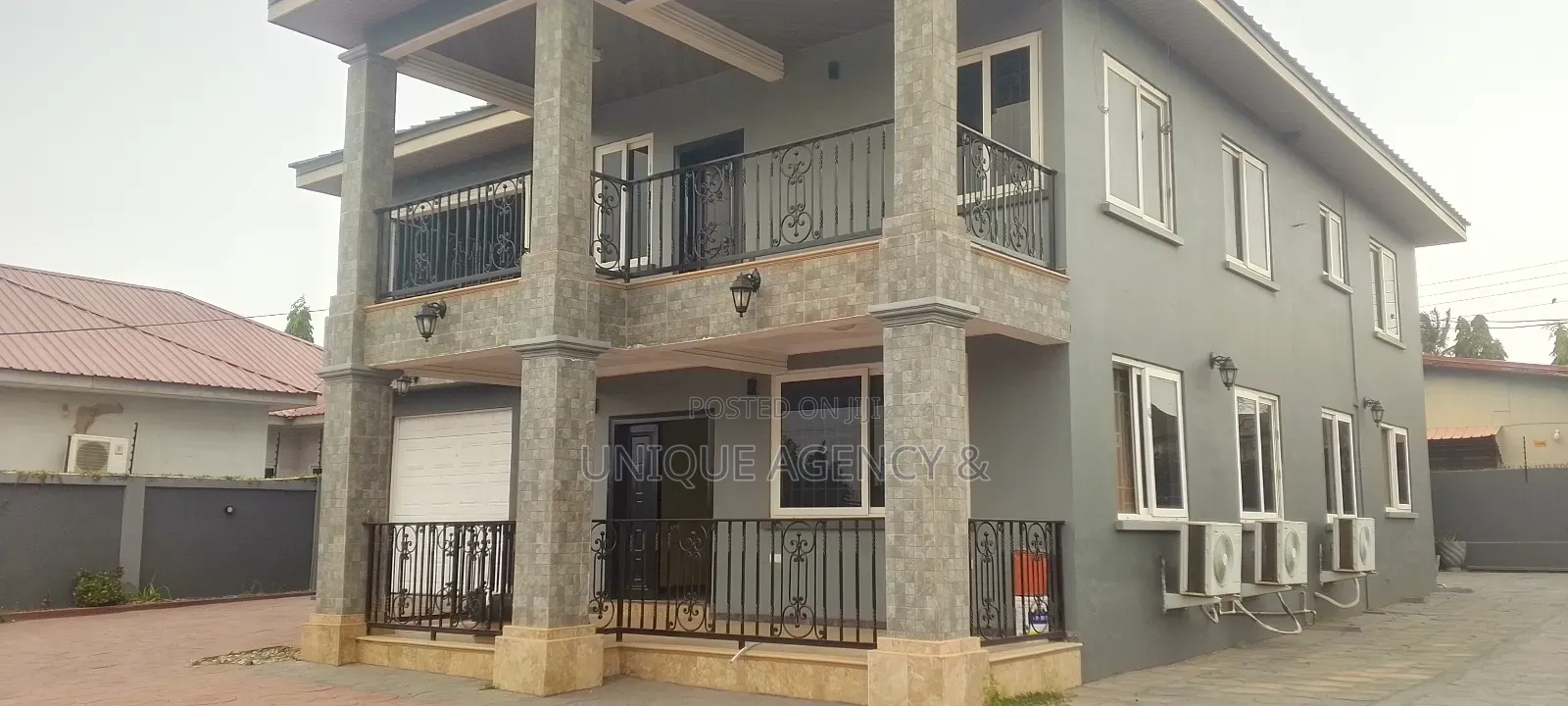 5bdrm Duplex in Spintex for rent