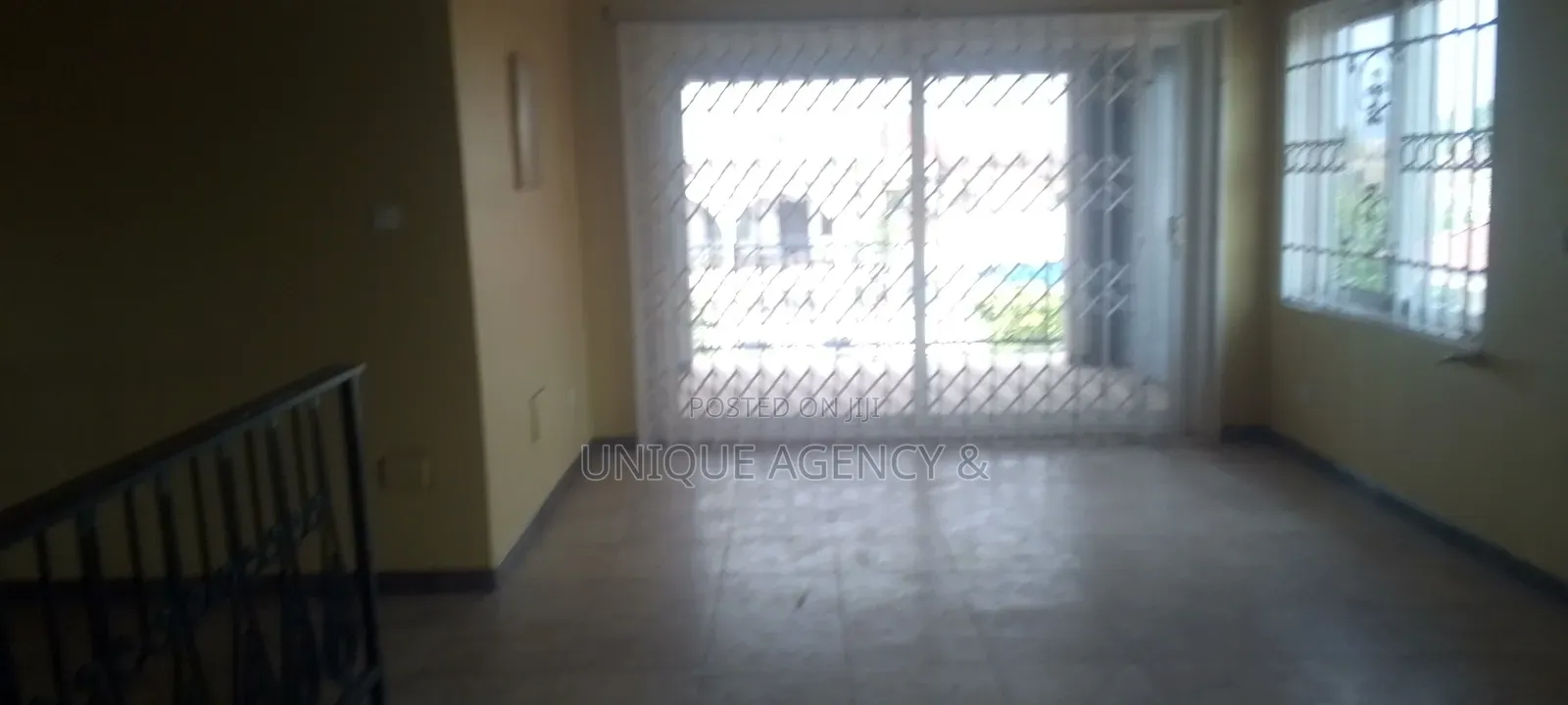 5bdrm Duplex in Spintex for rent