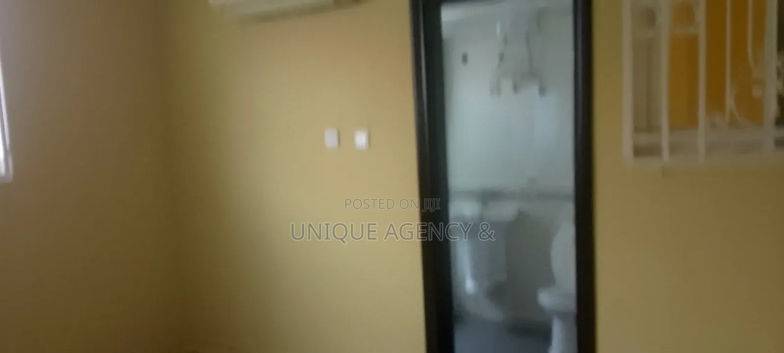 5bdrm Duplex in Spintex for rent