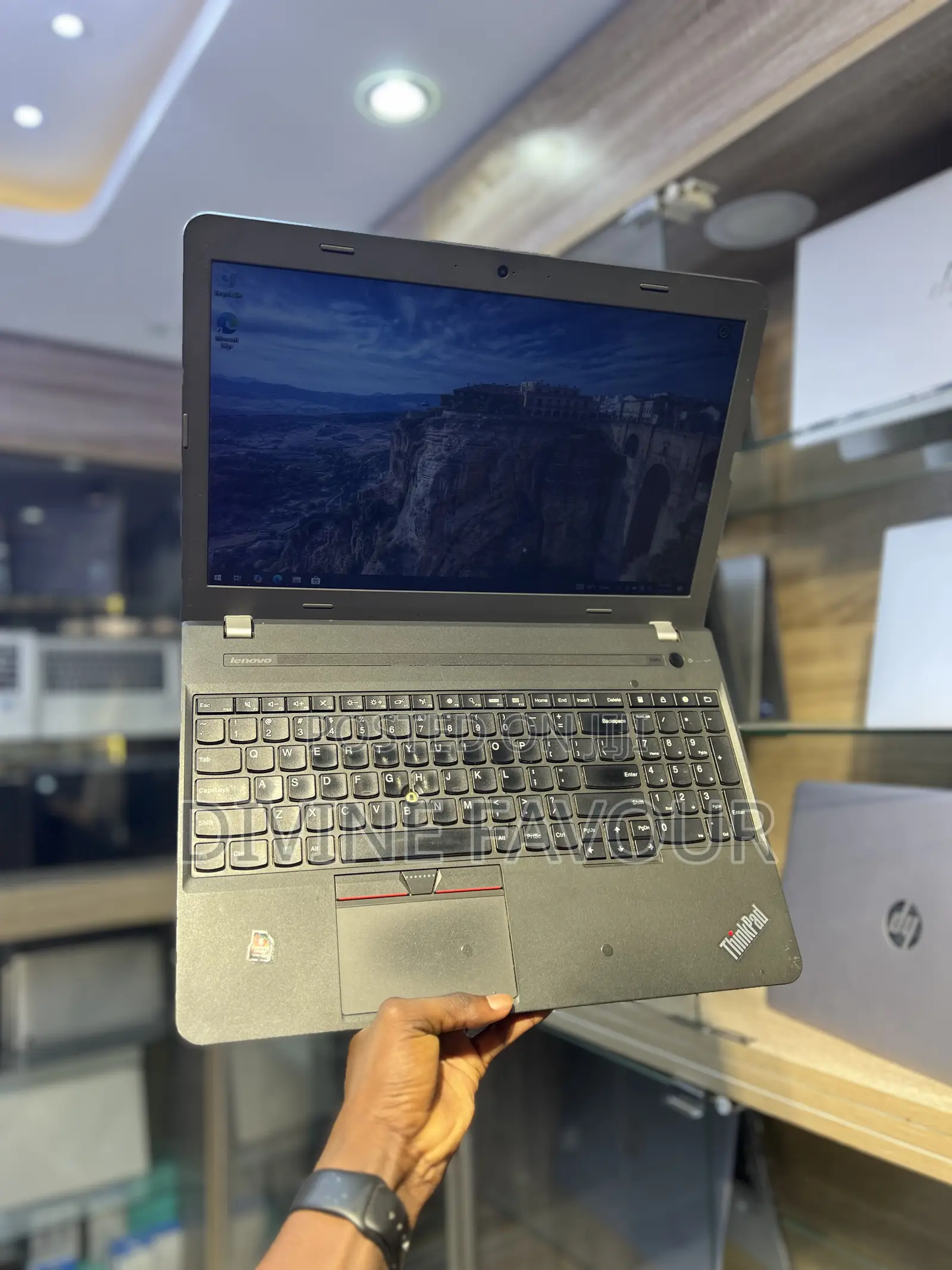 Laptop Lenovo A8 8GB AMD A6 HDD 320GB