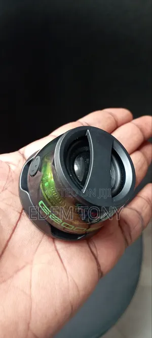 G200 Magnetic Bluetooth Speaker