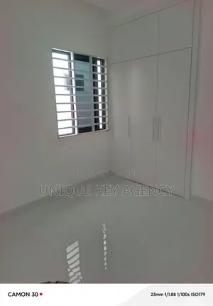 3bdrm House in Unique Key Agency, Sakumono for rent