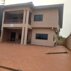 5bdrm House in Kg Franco Properties, Spintex for rent