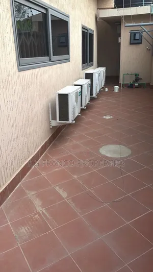 5bdrm House in Kg Franco Properties, Spintex for rent