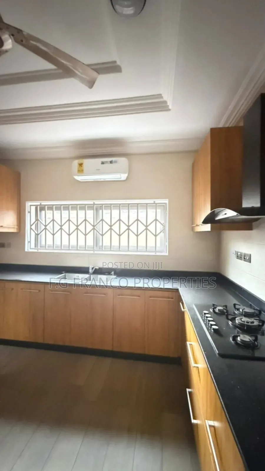 5bdrm House in Kg Franco Properties, Spintex for rent