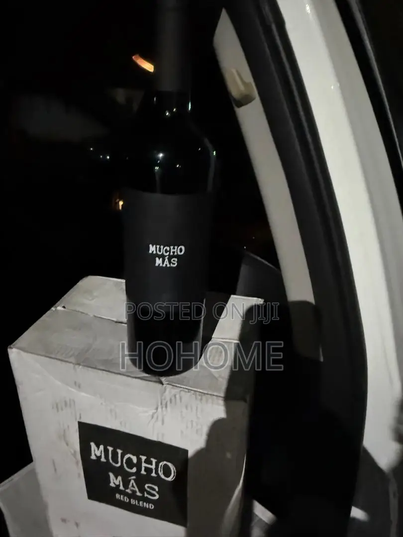 Mucho Mas Wine