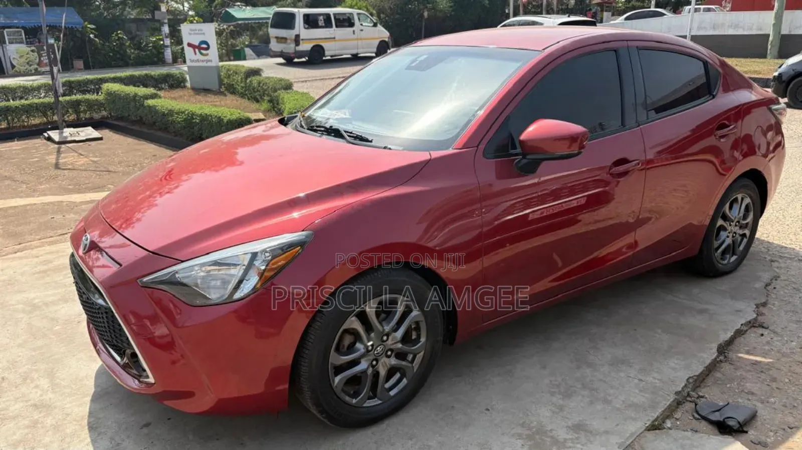 Toyota Yaris iA 1.5 FWD 2019 Red