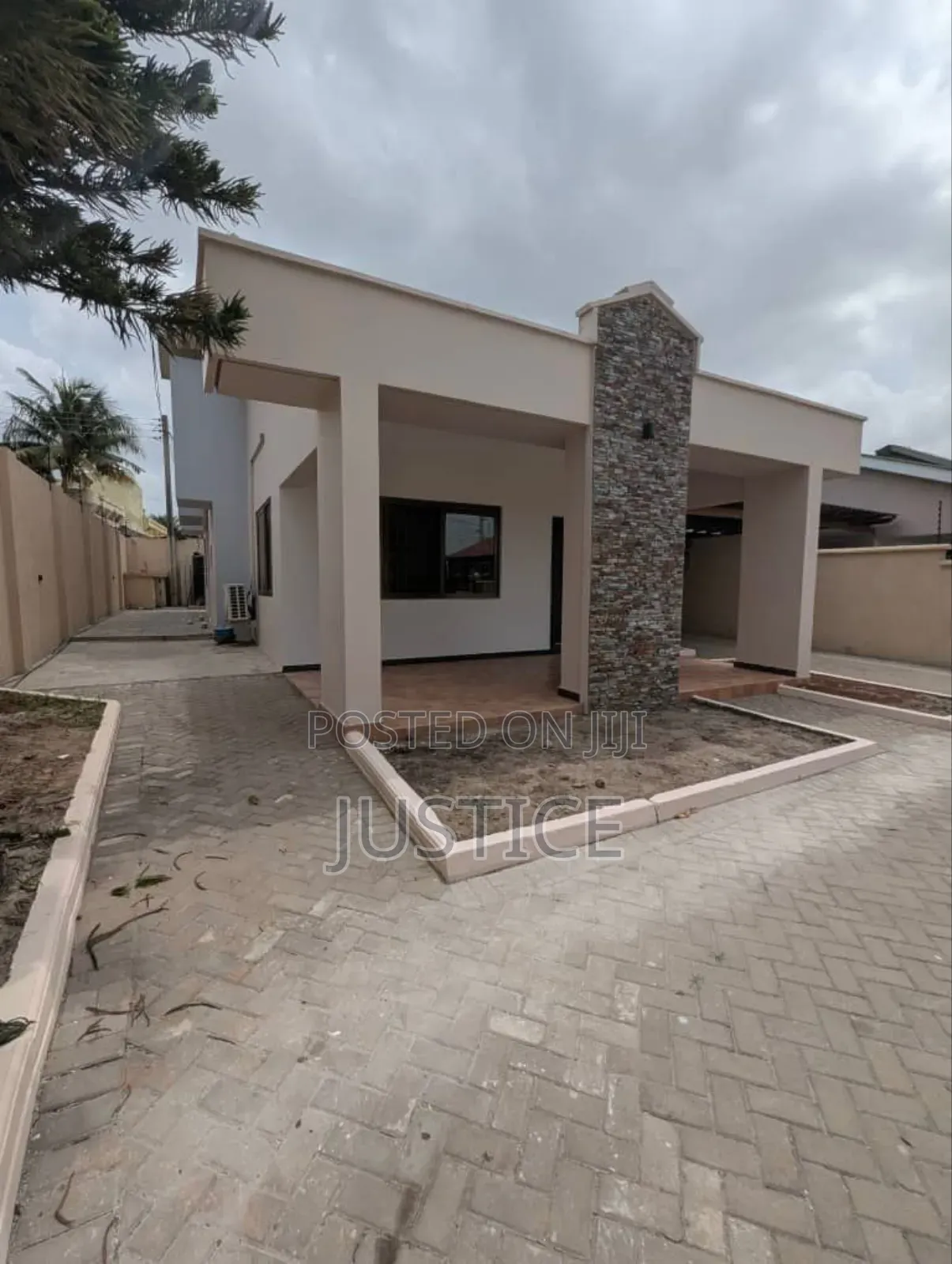 4bdrm House in East Legon, American House for rent