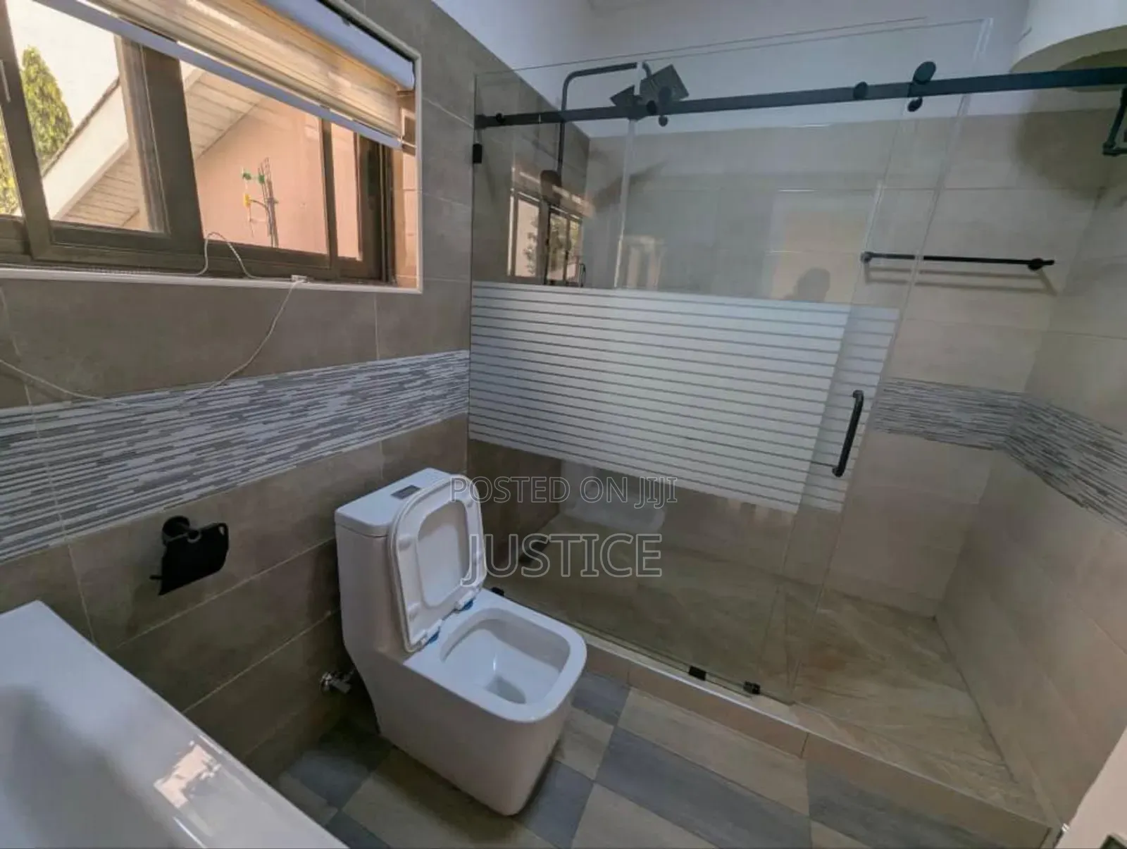 4bdrm House in East Legon, American House for rent
