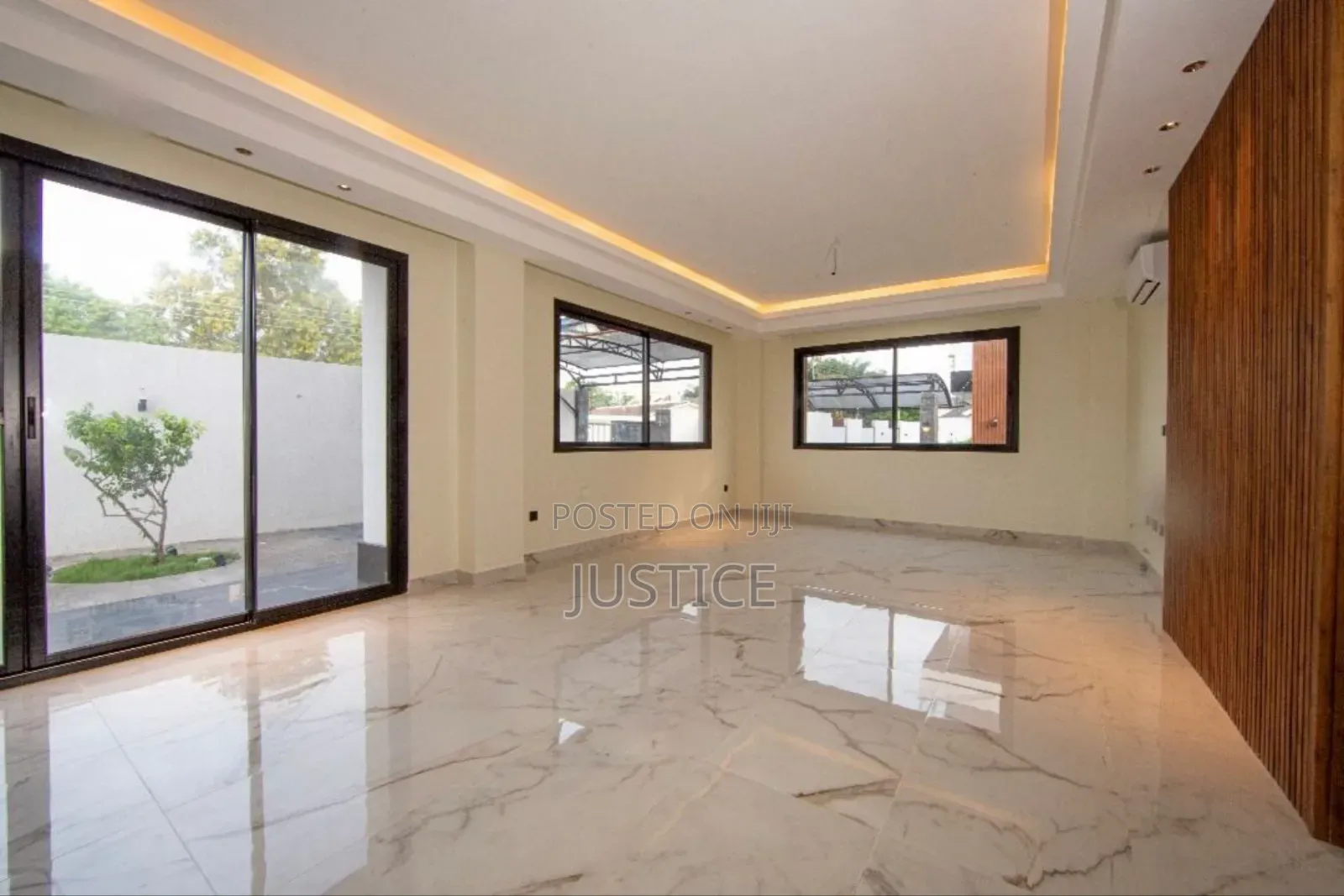 5bdrm Villa in Cantonments, US Embassy Area for sale