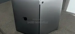 Laptop Apple MacBook Pro 2017 8GB Intel Core i5 SSD 512GB