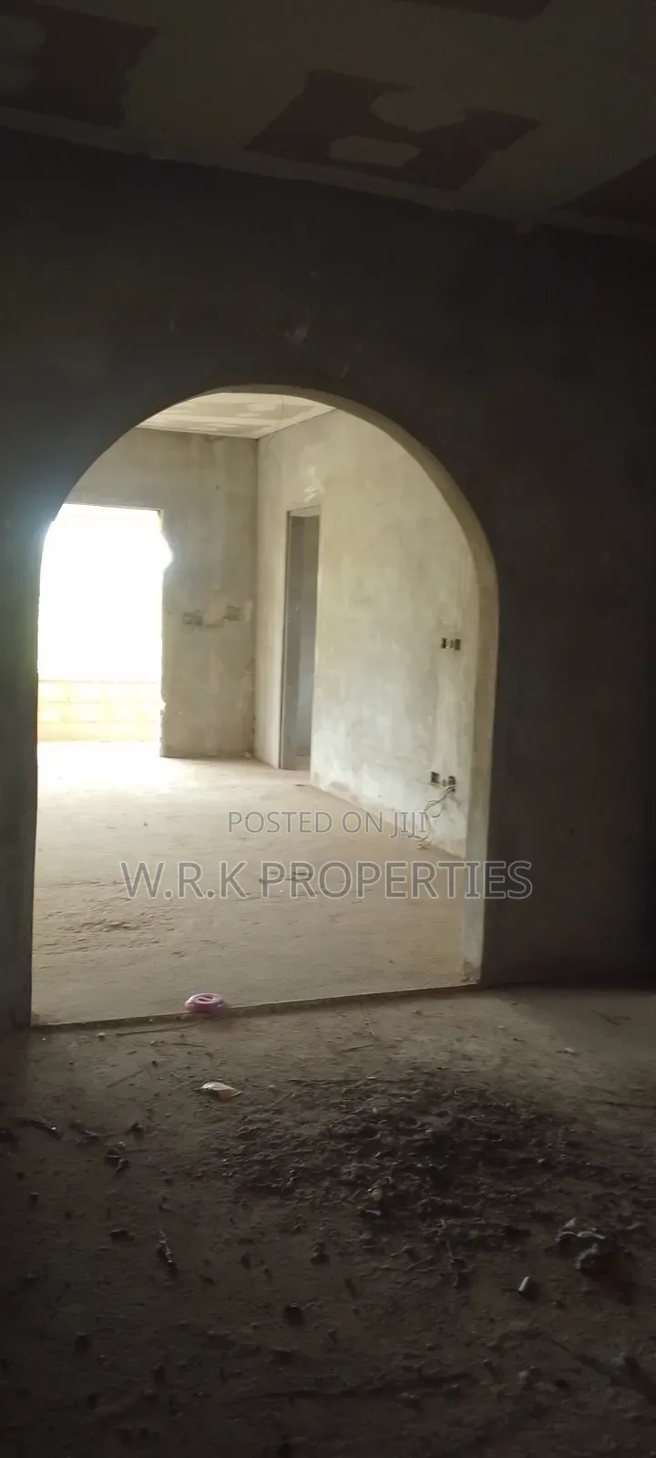 6bdrm House in Koforidua Asokore, New-Juaben Municipal for sale