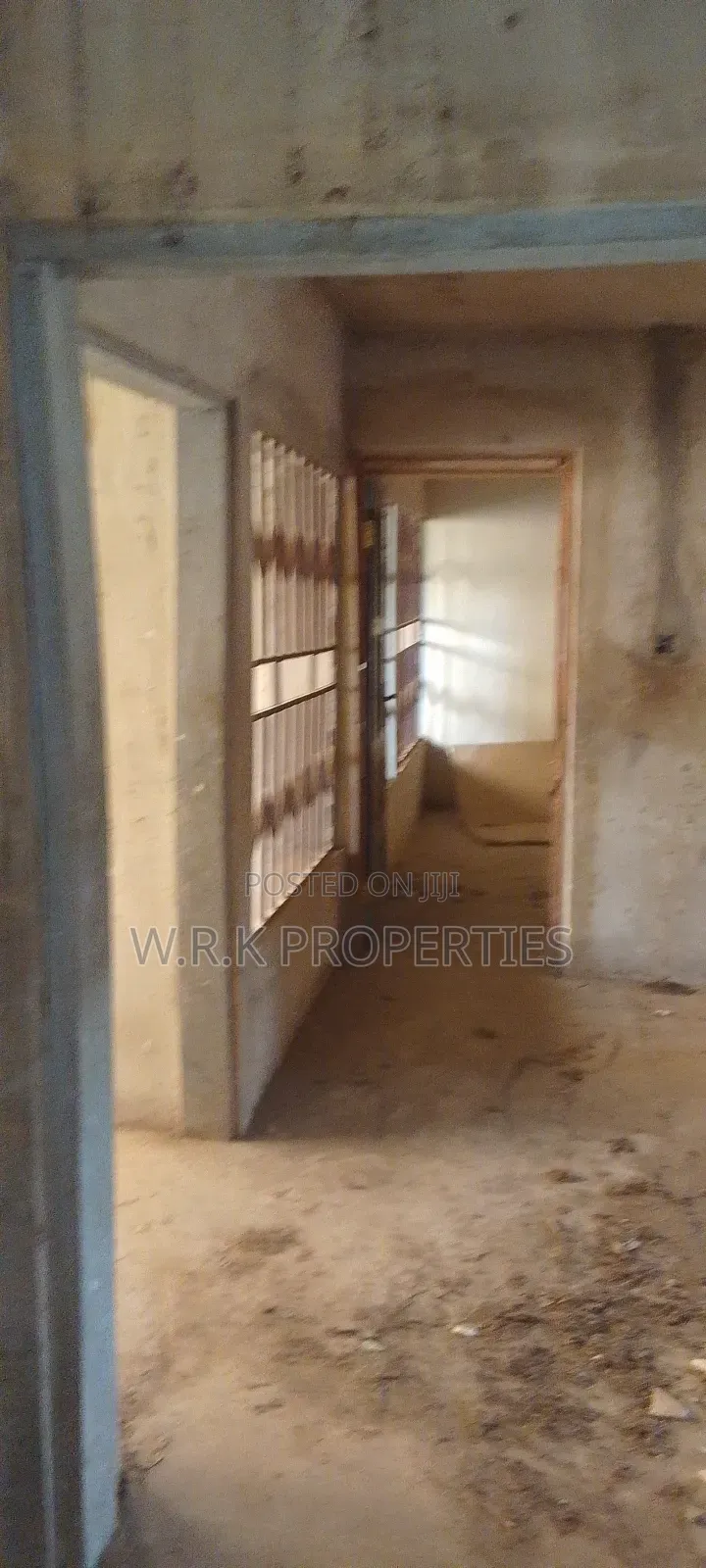6bdrm House in Koforidua Asokore, New-Juaben Municipal for sale