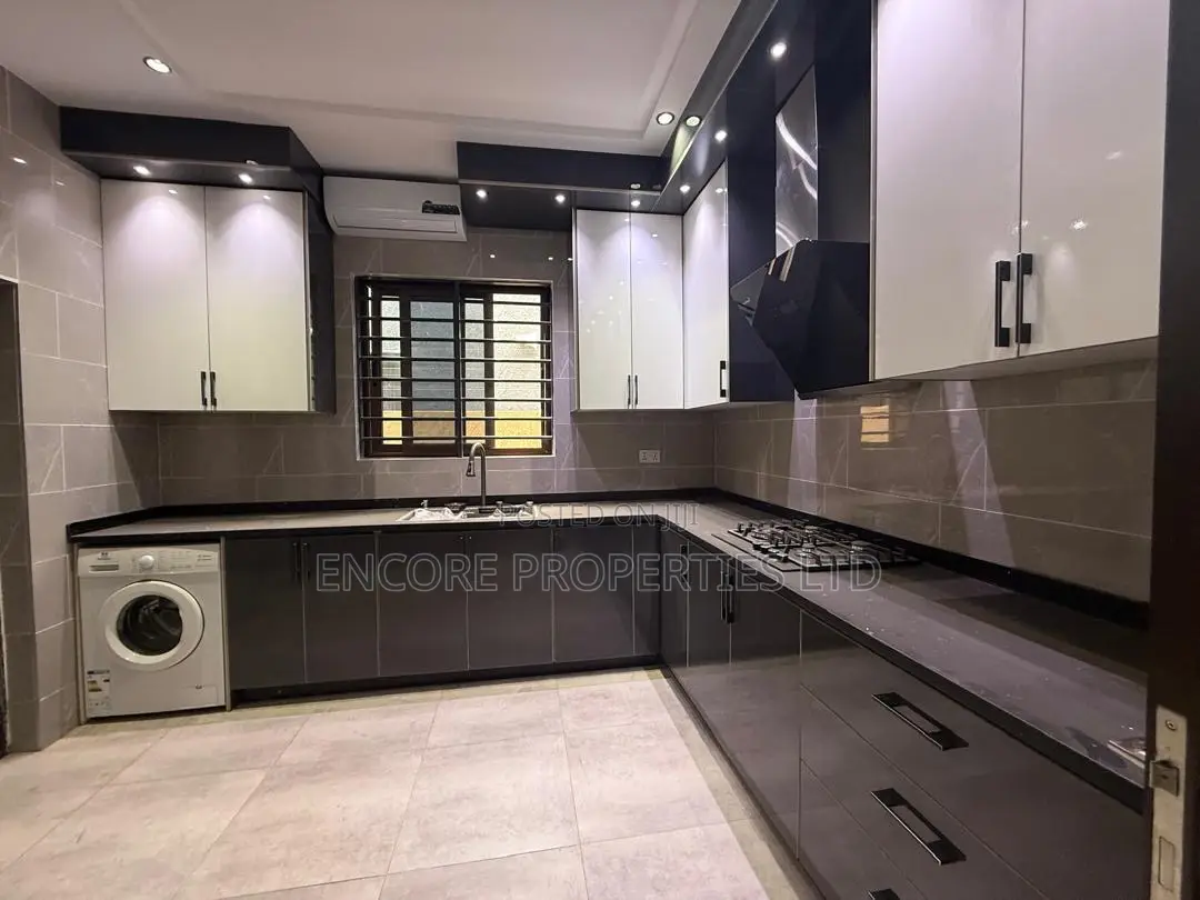 Furnished 3bdrm House in Lakeside Estate for sale