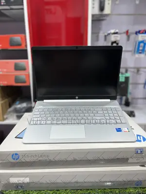 New Laptop HP 15 8GB Intel Core i5 SSD 512GB