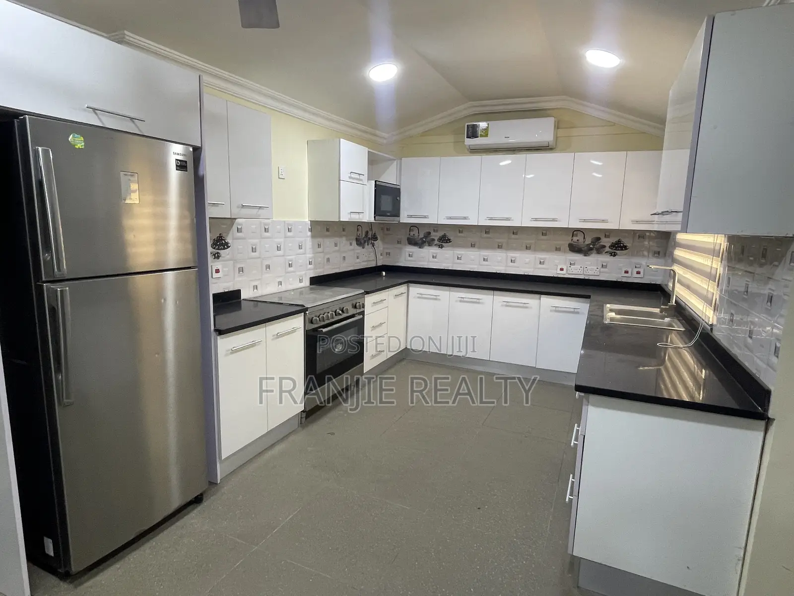 4bdrm House in Franjie Realty, North Ridge for rent