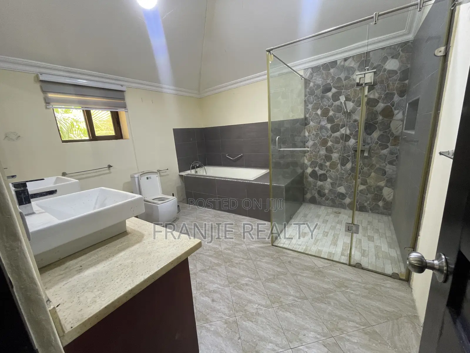 4bdrm House in Franjie Realty, North Ridge for rent