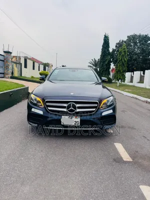 Mercedes-Benz E300 4Matic AWD Sedan (2.0L 4cyl 9A) 2017 Blue