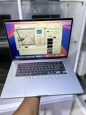 Laptop Apple MacBook Pro 32GB Intel Core i9 SSD 1T