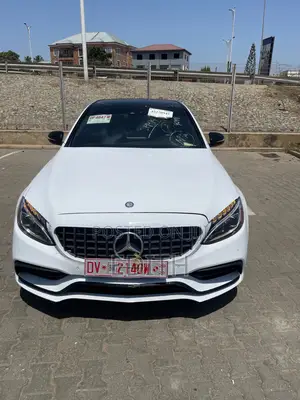 Mercedes-Benz C300 Sport 4Matic Sedan AWD (2.0L 4cyl 7A) 2017 White