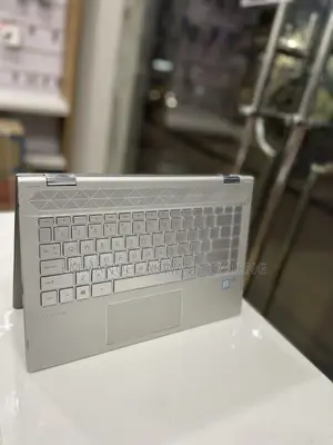 New Laptop HP Pavilion 14 8GB Intel Core i5 SSD 256GB