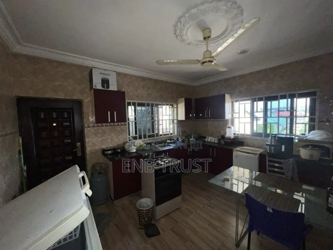 4bdrm House in Awoshie, Last Stop for sale