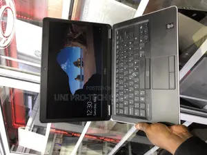 Laptop Dell Latitude E7450 8GB Intel Core i5 SSD 256GB