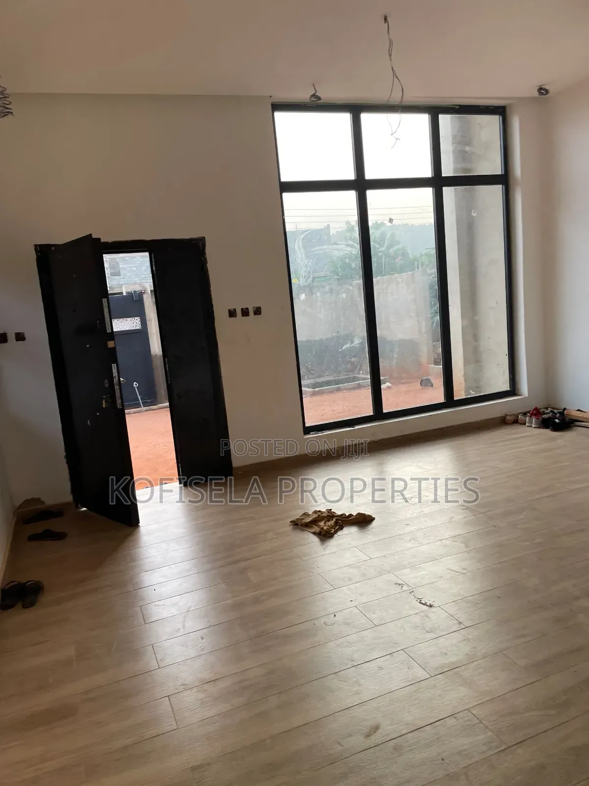 3bdrm House in Ayi Mensah, Oyarifa Mall Area for sale