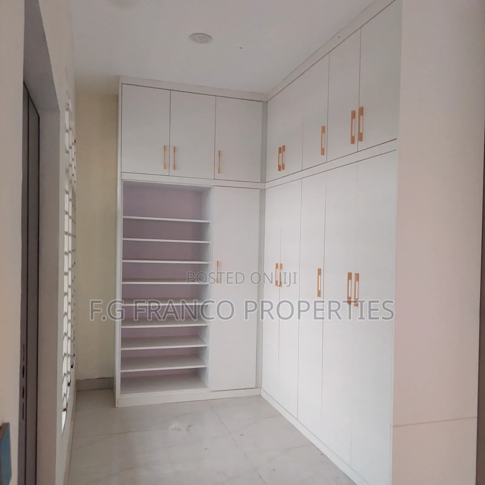 4bdrm House in Kg Franco Properties, Spintex for sale