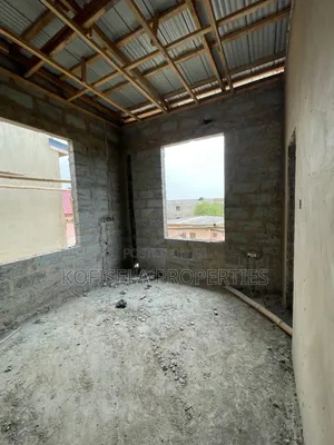 4bdrm House in Achimota Mile 7 for sale