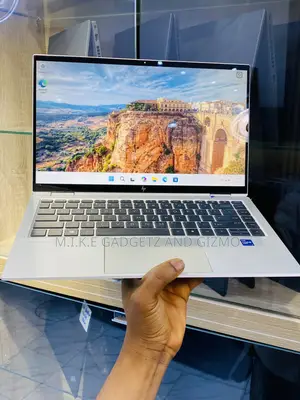 Laptop HP EliteBook 1040 G8 32GB Intel Core i7 SSD 512GB