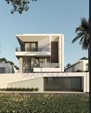Executive 6 Bedroom Selling Off Plane for a Cool $ at East Legon.