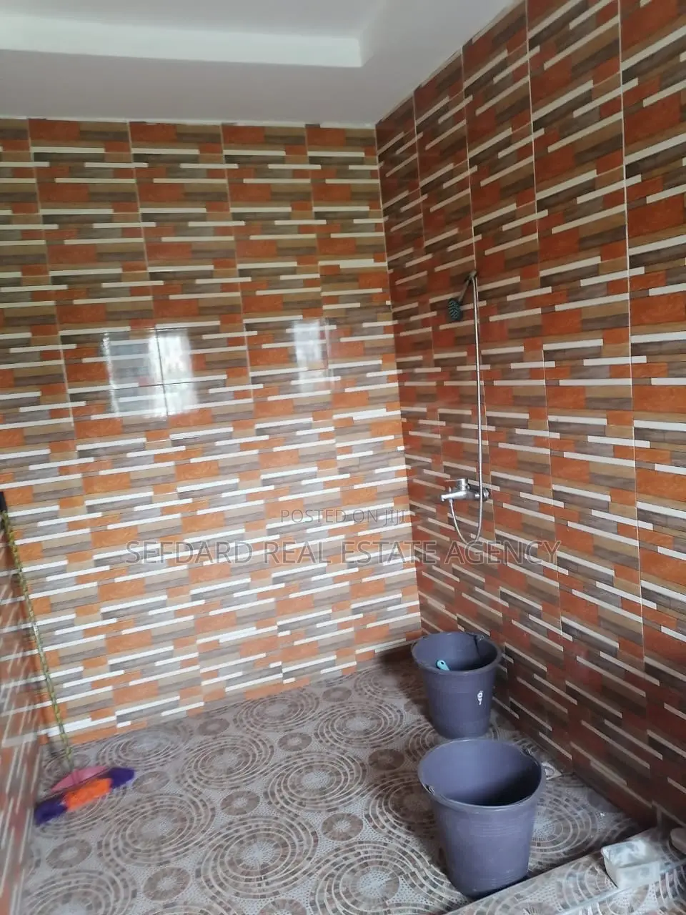 4bdrm House in Amasaman for sale