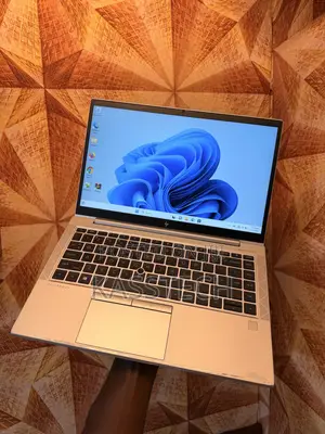 Laptop HP EliteBook 845 G7 8GB AMD Ryzen 5 SSD 256GB