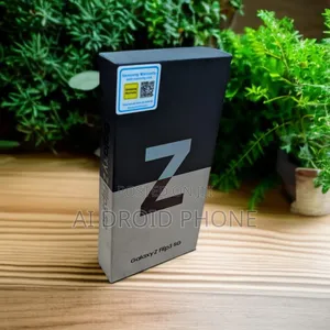 New Samsung Galaxy Z Flip 3 256 GB Gray