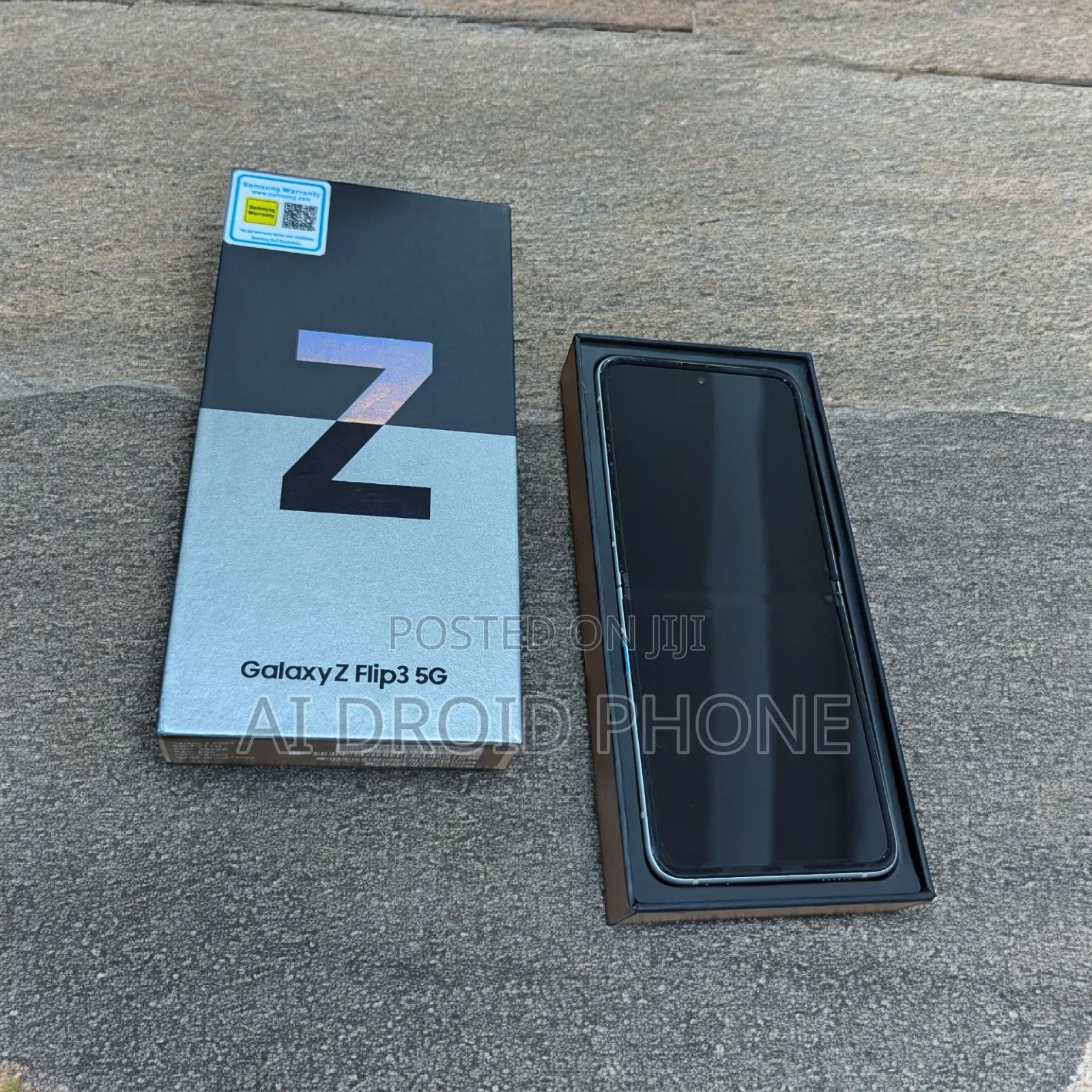 New Samsung Galaxy Z Flip 3 256 GB Gold
