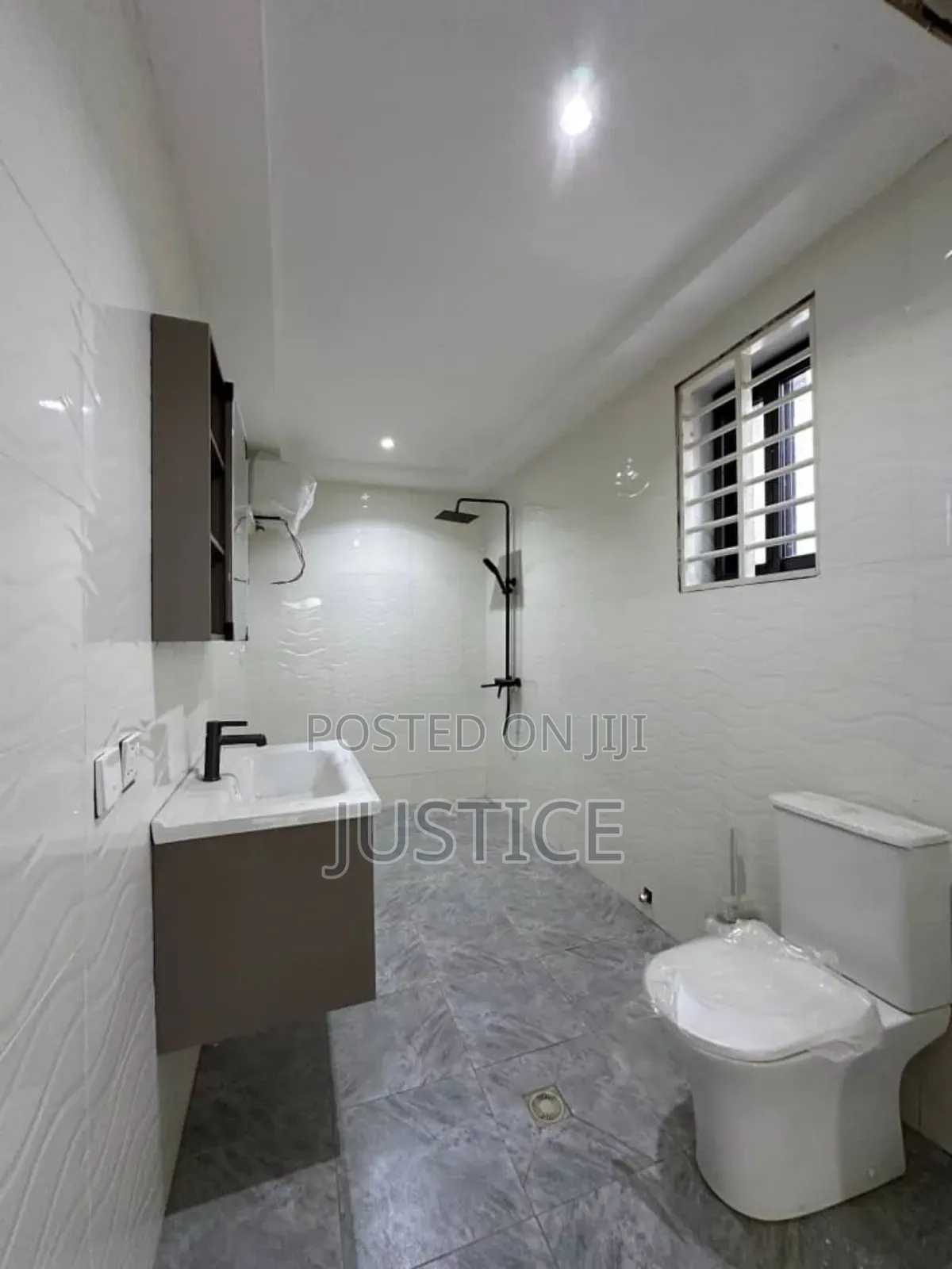 3bdrm House in Ashaley Botwe, Nmai-Dzorn for sale