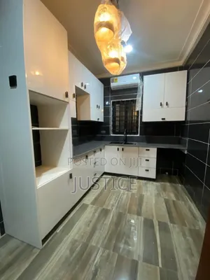 4bdrm House in East Legon for sale