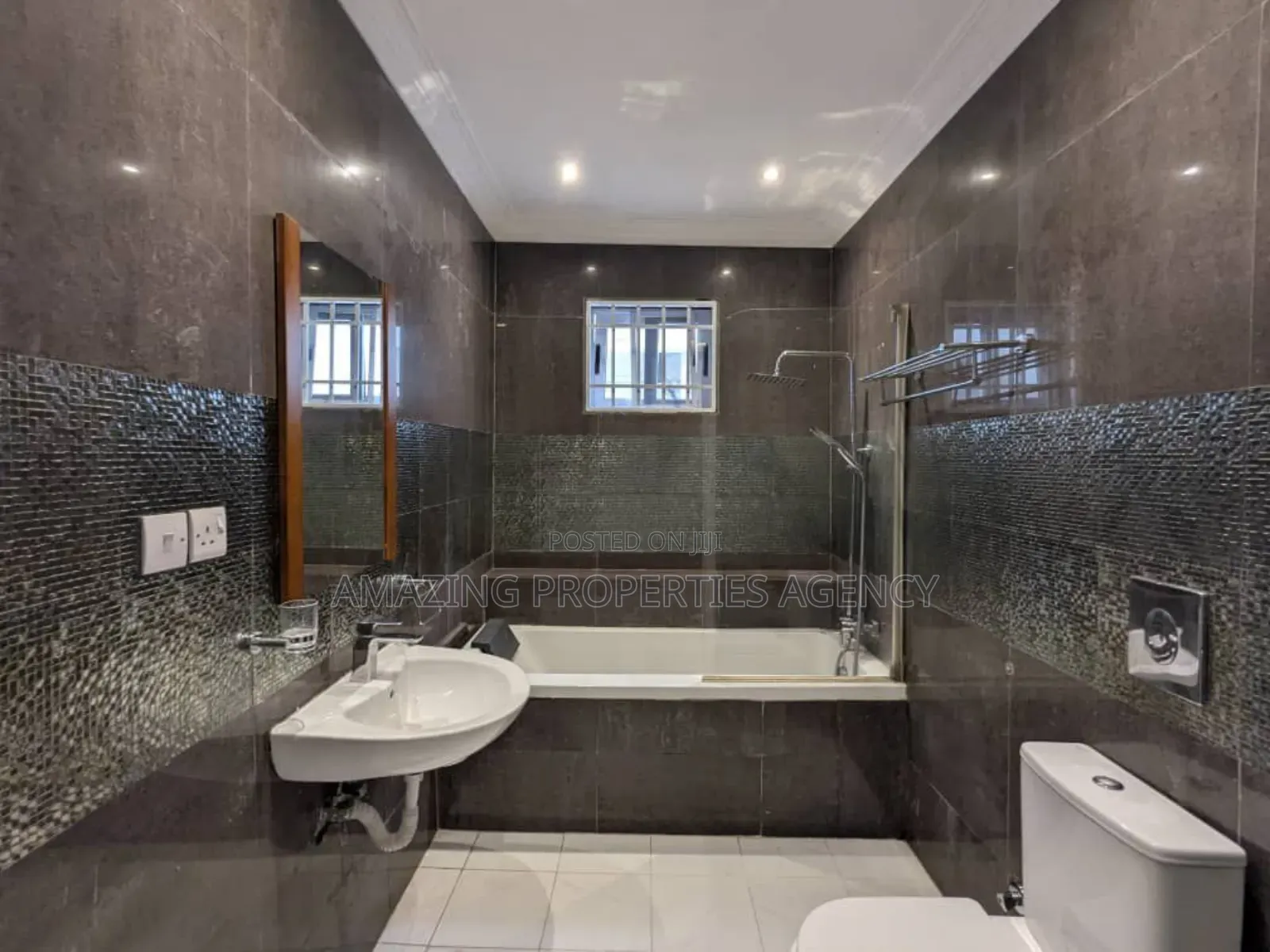 4bdrm House in Cantonments, US Embassy Area for rent