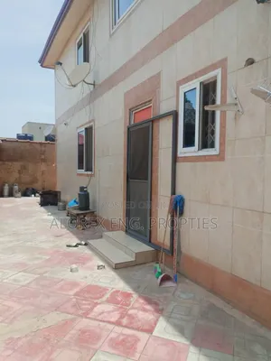 9bdrm House in Commandos $270,000, Adenta for sale