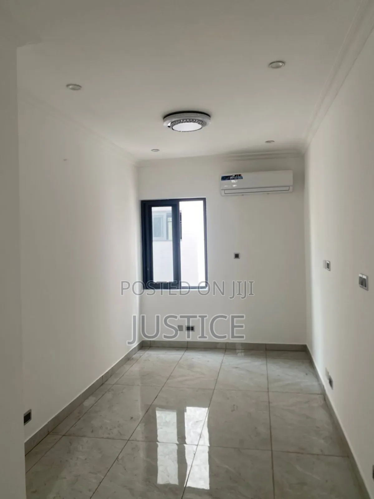 4bdrm Townhouse / Terrace in East Legon, American House for rent