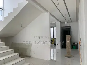 4bdrm Townhouse/Terrace in Mempeasem, East Legon for sale