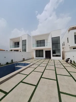 4bdrm Townhouse/Terrace in Nanakrom, Little Roses Area for sale