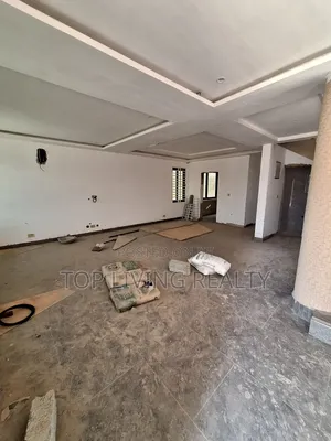 4bdrm Townhouse/Terrace in Legon Hills, Ashaley Botwe for sale