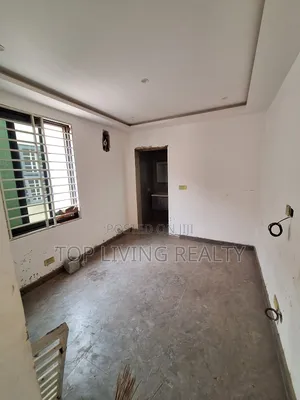 4bdrm Townhouse/Terrace in Legon Hills, Ashaley Botwe for sale