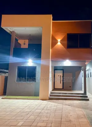 4bdrm House in Mainstay Estates, Old Ashomang for sale