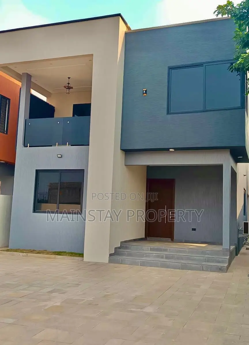 4bdrm House in Mainstay Estates, Old Ashomang for sale