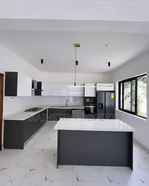 3bdrm House in Haatso for sale