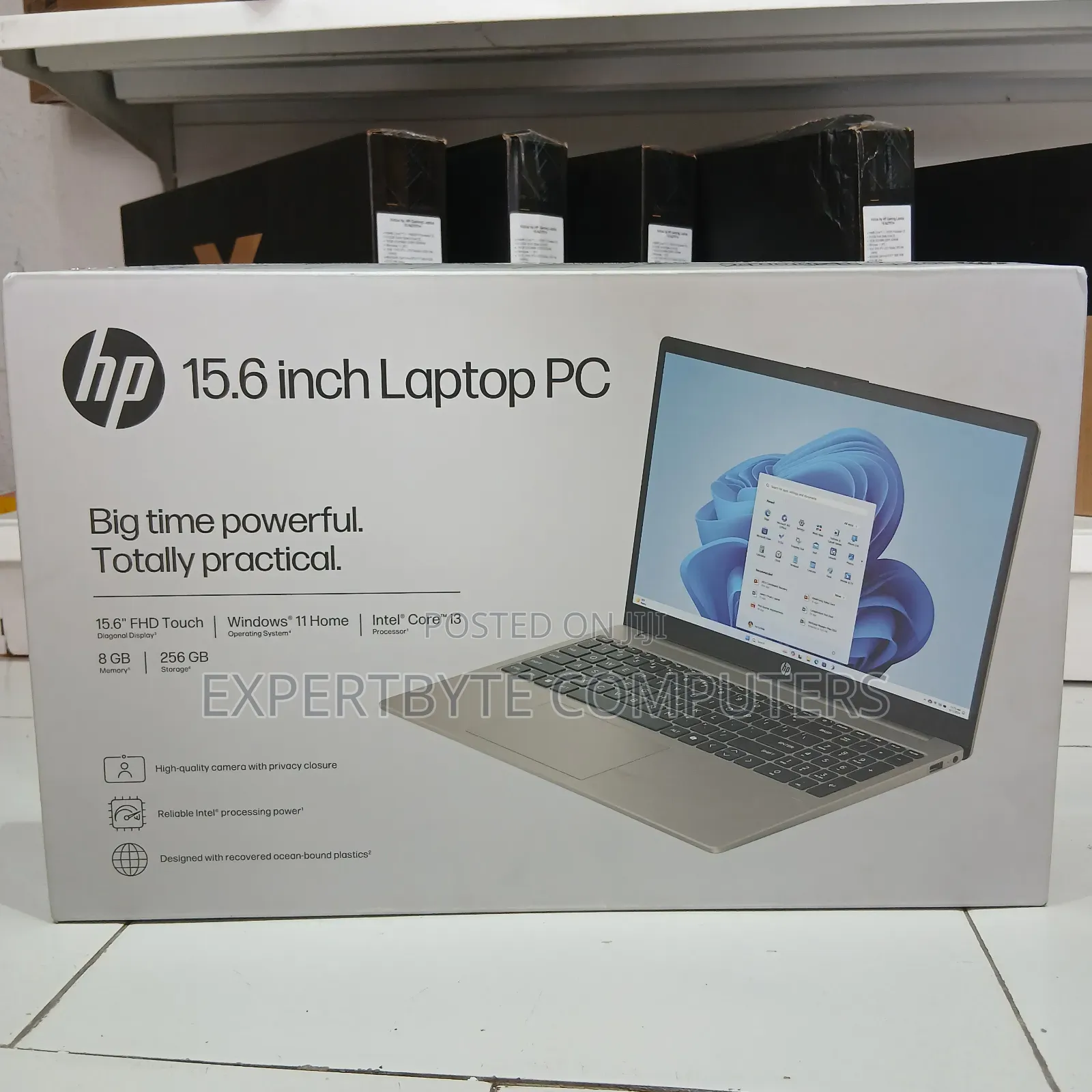 New Laptop HP 15 8GB Intel Core i3 SSD 256GB