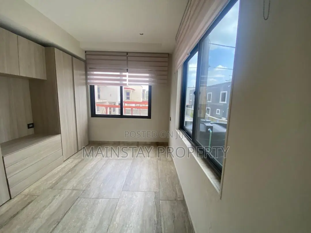 4bdrm House in East Legon for rent